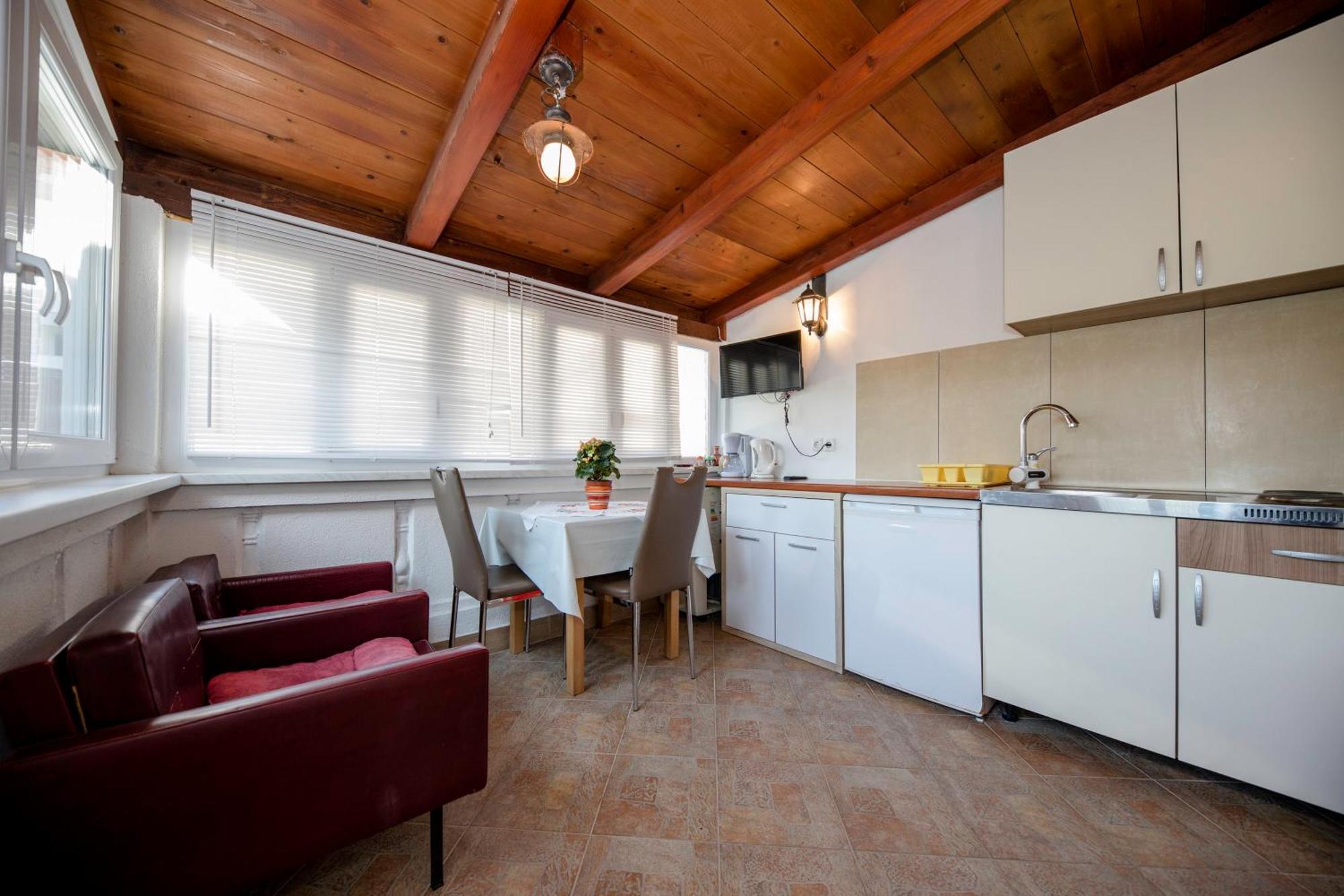 Kazo Appartement Rab Town Buitenkant foto